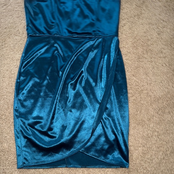 Lulus mini dress - Picture 2 of 5